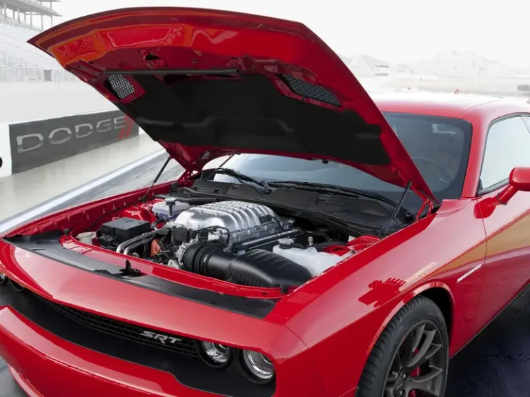Why the HEMI V8 Engine Is So Powerful – Explained Simply