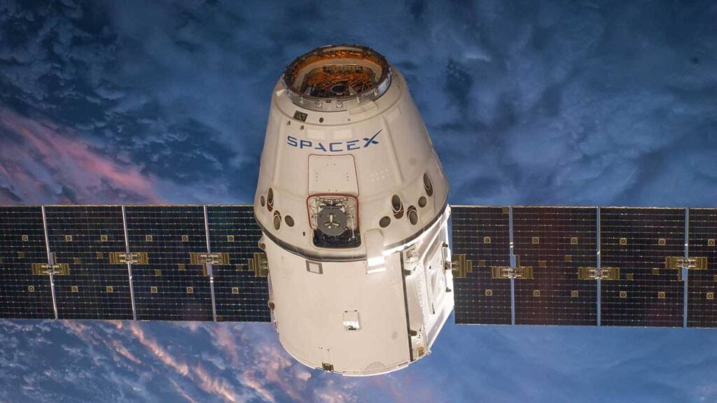  Illustration of SpaceX Starlink satellite deployment in low Earth orbit