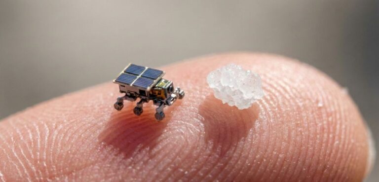 World’s Smallest Solar Robot: The Tiny Computer That Can Think and Swim